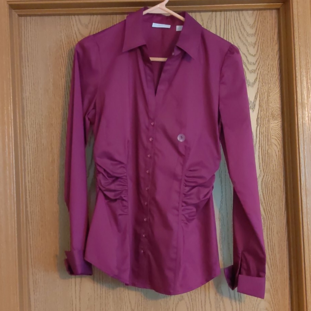NWT fitted blouse NY&C